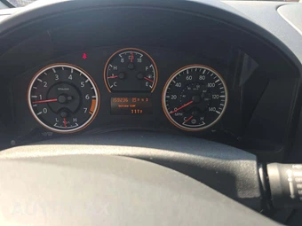 2014 Nissan TITAN SV Crew Cab Short Bed - miniatura 9