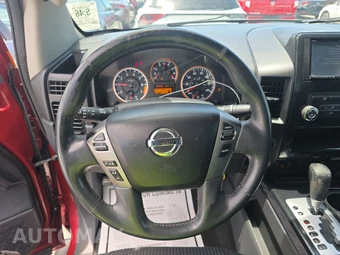 2014 Nissan TITAN SV Extended Cab Medium Bed - miniatura 10