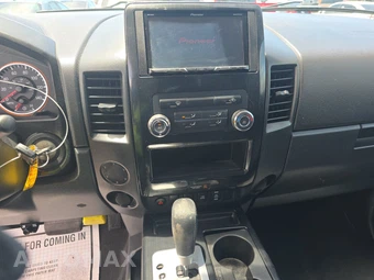 2014 Nissan TITAN SV Extended Cab Medium Bed - miniatura 11