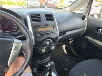 2014 Nissan Versa Note SV – miniatura 10