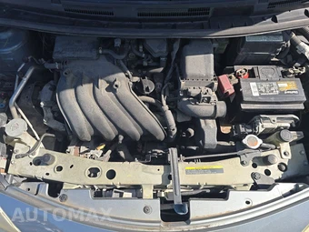 2014 Nissan Versa Note SV - miniatura 15