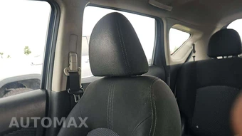 2014 Nissan Versa Note SV - miniatura 38