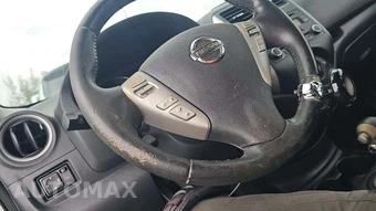 2014 Nissan Versa Note SV - miniatura 40