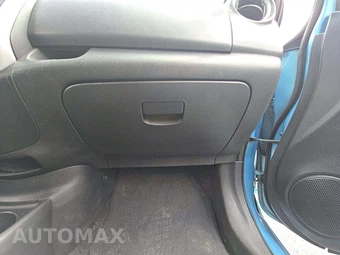 2014 Nissan Versa Note SV – miniatura 19