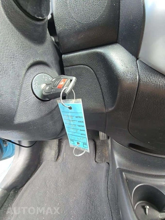 2014 Nissan Versa Note SV – miniatura 8