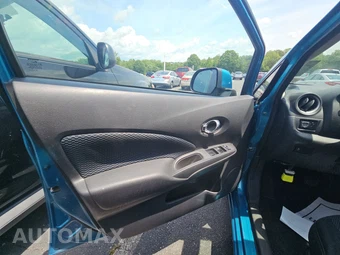 2014 Nissan Versa Note SV – miniatura 9