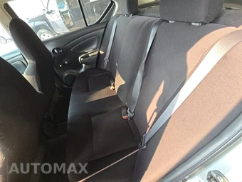 2014 Nissan Versa S Plus - miniatura 14