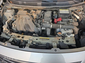 2014 Nissan Versa S Plus - miniatura 16