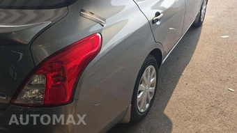 2014 Nissan Versa S Plus - miniatura 38