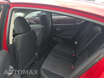 2014 Nissan Versa SV - miniatura 13