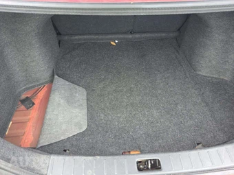 2014 Nissan Versa SV - miniatura 14