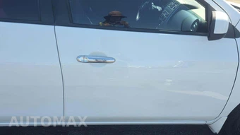 2014 Nissan Versa SV - miniatura 28