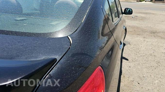 2014 Nissan Versa SV – miniatura 22