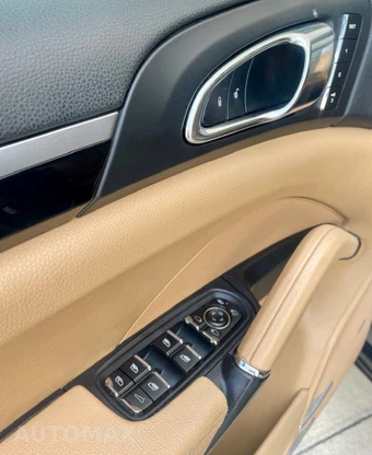 2014 Porsche Cayenne Diesel Platinum Ed. – miniatura 11