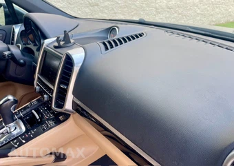 2014 Porsche Cayenne Diesel Platinum Ed. – miniatura 18