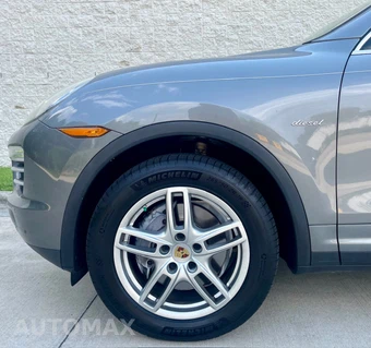 2014 Porsche Cayenne Diesel Platinum Ed. – miniatura 27