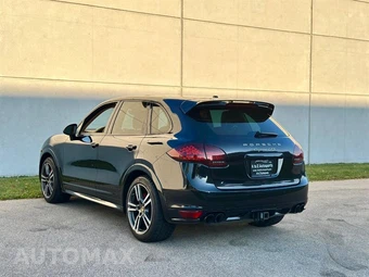 2014 Porsche Cayenne GTS - miniatura 10