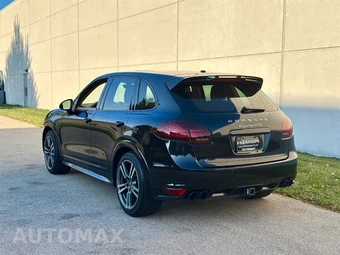 2014 Porsche Cayenne GTS - miniatura 8