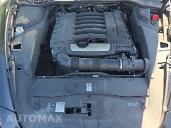 2014 Porsche Cayenne Platinum Ed. – miniatura 19