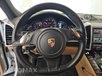 2014 Porsche Cayenne Platinum Ed. - miniatura 10