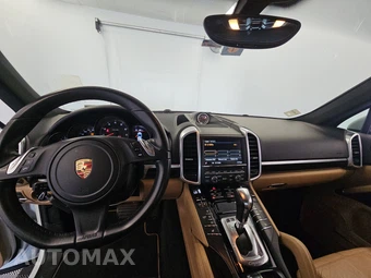 2014 Porsche Cayenne Platinum Ed. - miniatura 11