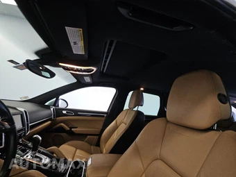 2014 Porsche Cayenne Platinum Ed. - miniatura 17