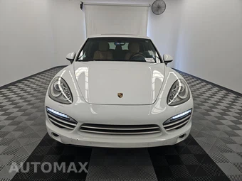 2014 Porsche Cayenne Platinum Ed. - miniatura 2