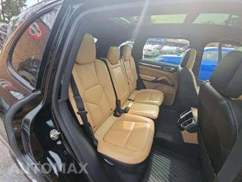 2014 Porsche Cayenne Platinum Ed. – miniatura 16