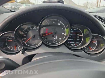 2014 Porsche Cayenne Platinum Ed. – miniatura 9