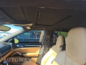 2014 Porsche Cayenne Platinum Ed. – miniatura 17