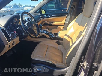 2014 Porsche Cayenne Platinum Ed. – miniatura 7