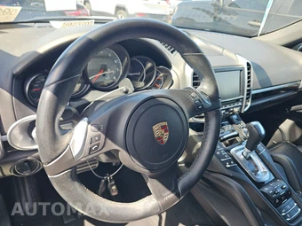 2014 Porsche Cayenne S – miniatura 10