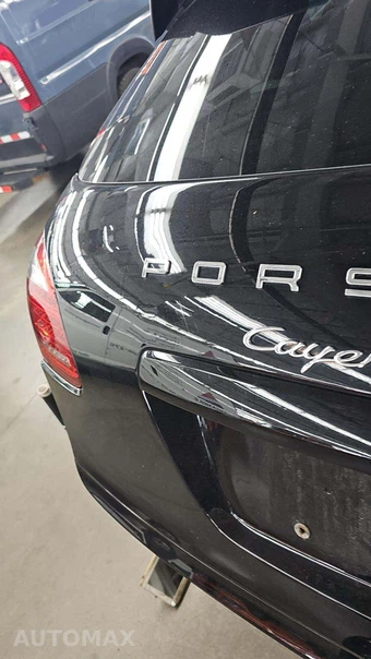 2014 Porsche Cayenne S – miniatura 23