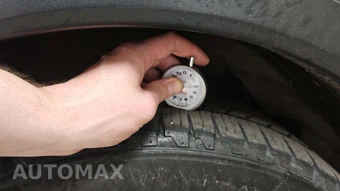 2014 Porsche Cayenne S – miniatura 25