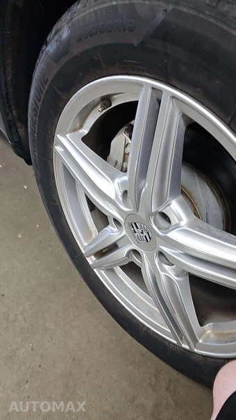 2014 Porsche Cayenne S – miniatura 29