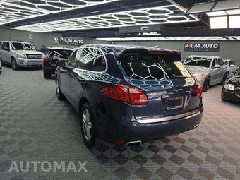 2014 Porsche Cayenne Tiptronic – miniatura 2