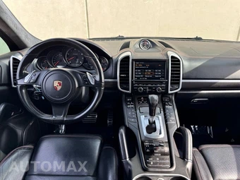 2014 Porsche Cayenne Turbo S - miniatura 14