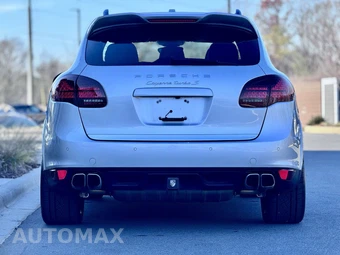2014 Porsche Cayenne Turbo S - miniatura 20