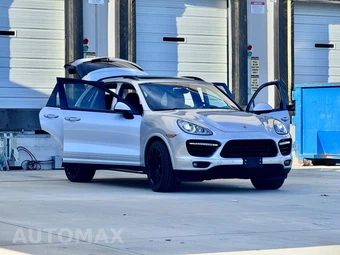 2014 Porsche Cayenne Turbo S - miniatura 8