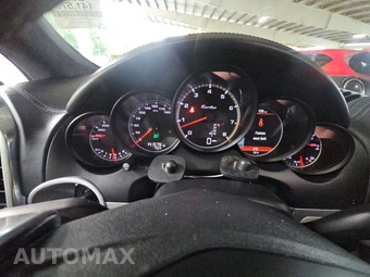 2014 Porsche Cayenne Turbo – miniatura 12