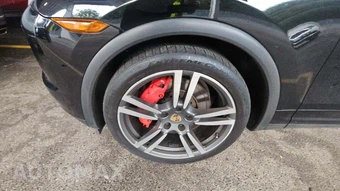2014 Porsche Cayenne Turbo – miniatura 29