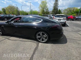 2014 Porsche Panamera 4S Executive - miniatura 3