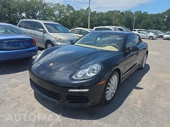 2014 Porsche Panamera S