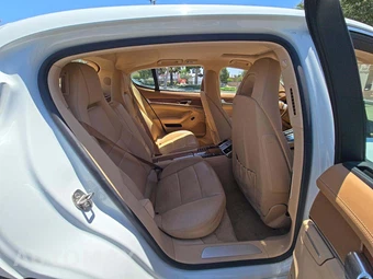2014 Porsche Panamera S – miniatura 16