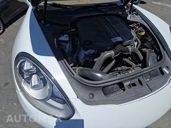 2014 Porsche Panamera S – miniatura 29