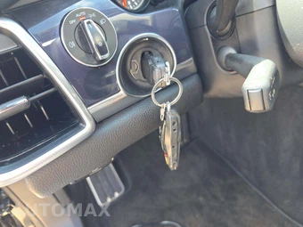 2014 Porsche Panamera – miniatura 5