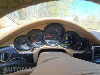 2014 Porsche Panamera – miniatura 9