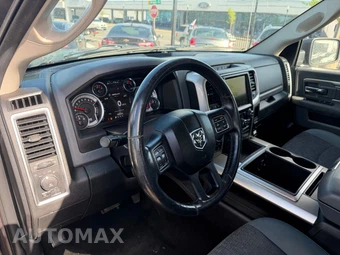 2014 Ram 1500 Big Horn Crew Cab Medium Bed - miniatura 13