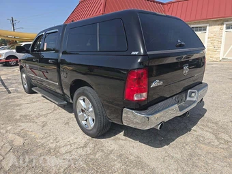 2014 Ram 1500 Big Horn Crew Cab Short Bed – miniatura 2