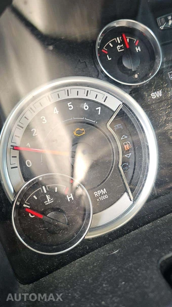 2014 Ram 1500 Big Horn Crew Cab Short Bed – miniatura 32